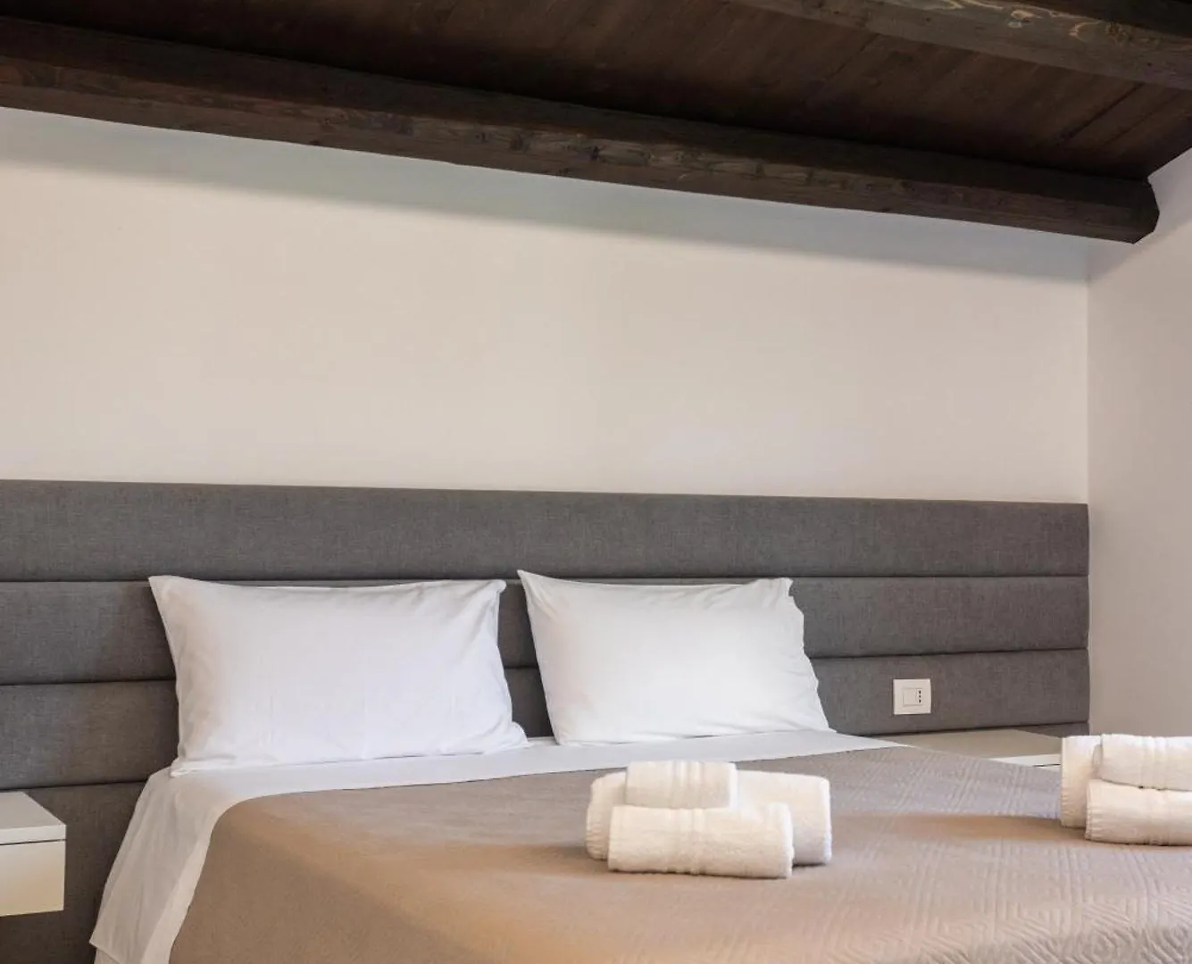 Luxury Villa Era Палермо