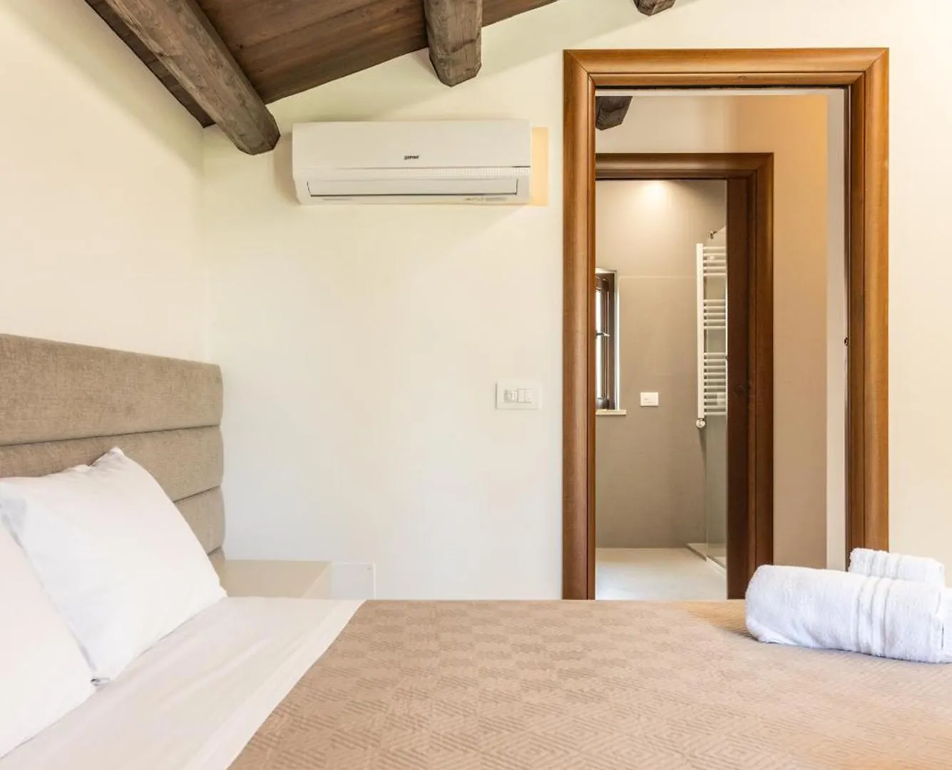 Luxury Villa Era Палермо