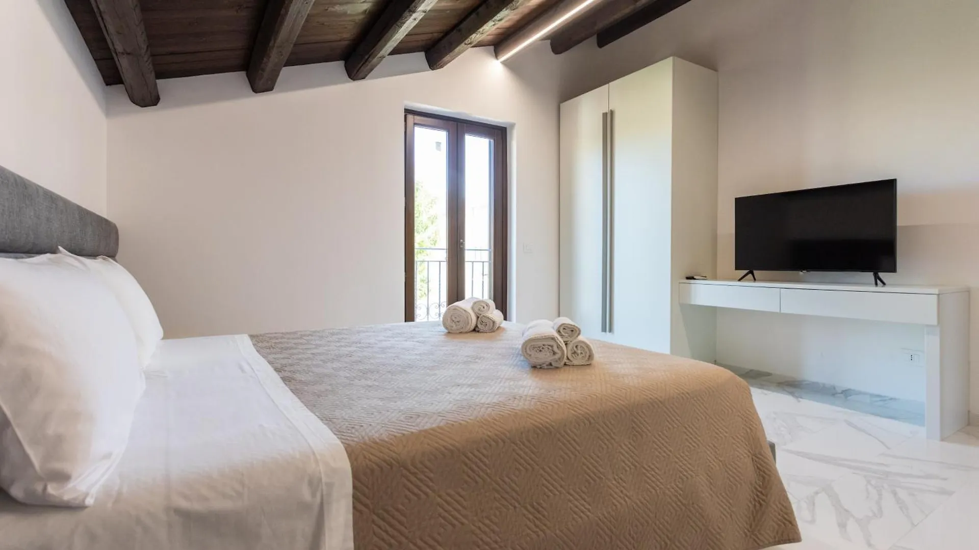Luxury Villa Era Palermo
